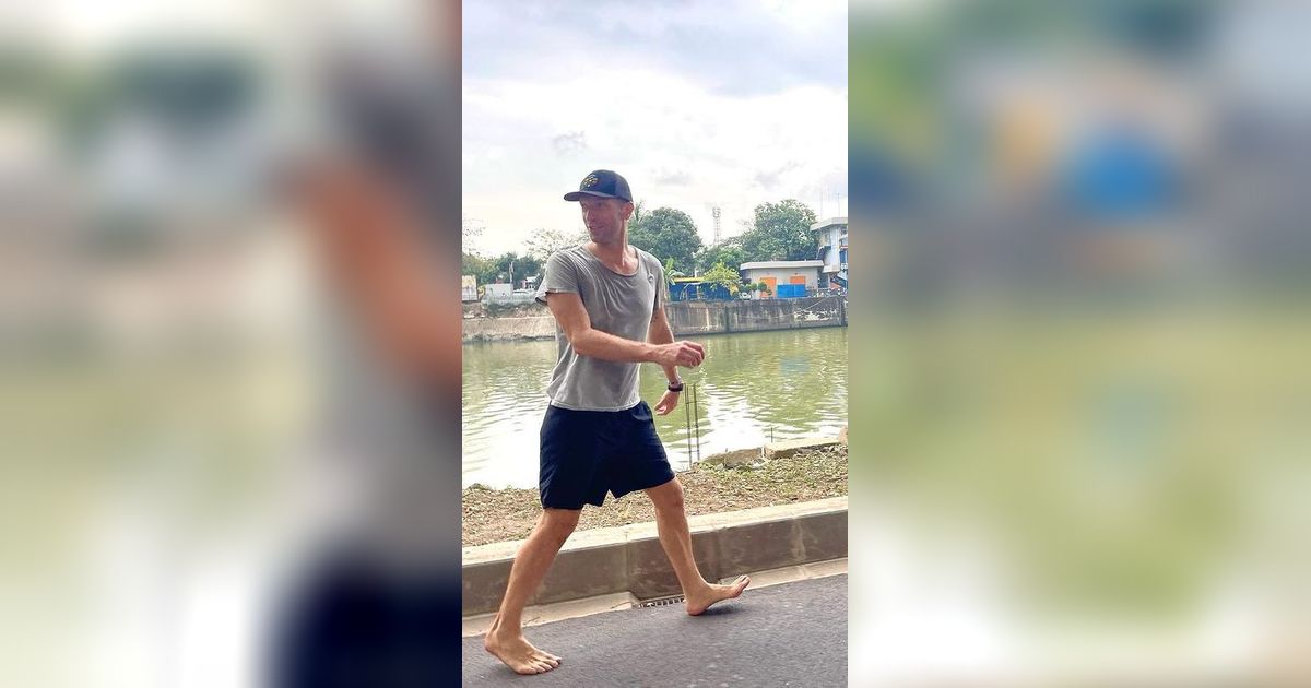 Mendatangi Lokasi Chris Martin Vokalis Coldplay 'Nyeker' dan Jogging Santai di Waduk Setiabudi