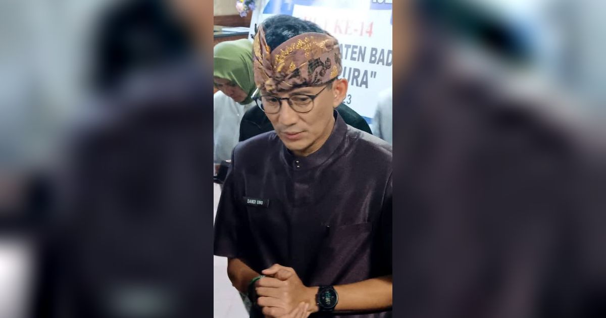 Petugas Imigrasi Ngurah Rai Pungli Turis Asing, Ini Respons Menparekraf Sandiaga Uno