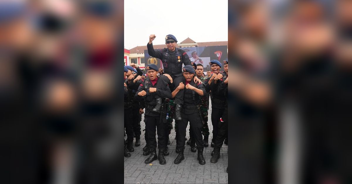 Sosok Gagah 2 Jenderal Bintang 4 TNI Berseragam Pasukan Elite Polri, Senior & Junior jadi Panglima Masuk Markas Brimob