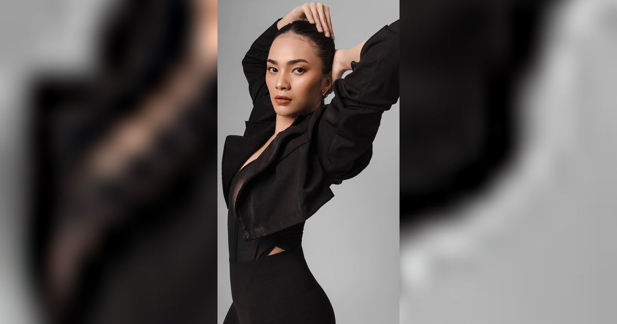 10 Potret Gaya Violenzia Jeanette, Ibu Tiga Anak yang Punya Tubuh Body Goals