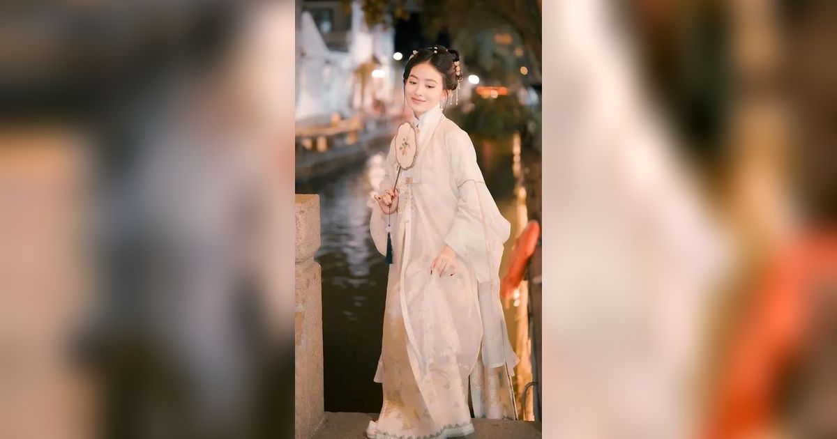 Potret Cantik Natasha Wilona Kenakan Baju Tradisional China, Disebut Cocok Main Dracin
