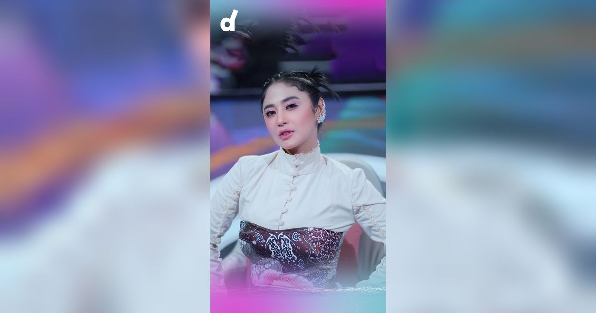 Dewi Perssik Tarik Ucapan Soal Gaji Rully Capai Rp 200 Juta