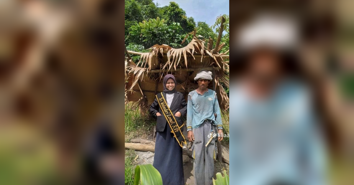 Viral Kisah Wanita Lulus Sarjana Rayakan Foto di Depan Rumah Gubuknya, Tunjukkan Perjuangan Orangtua