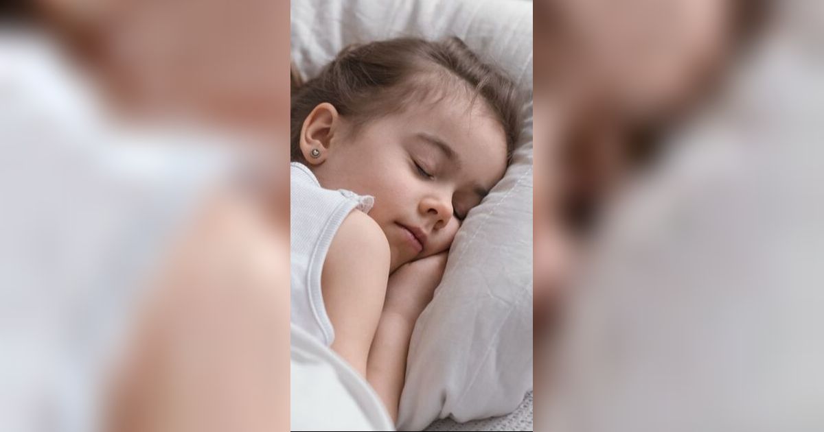 Mengapa Anak Sering Berkeringat Saat Tidur? Ini 12 Alasannya