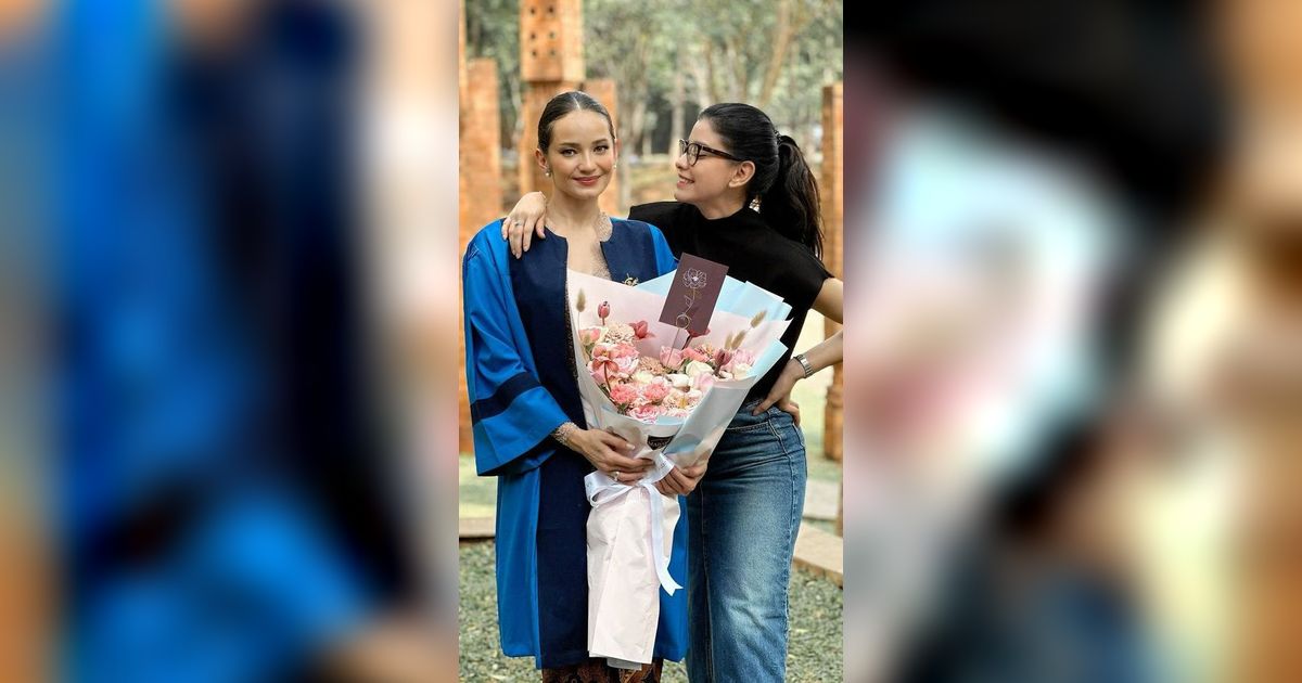 Momen Dosen Tak Kenali Enzy Storia di Acara Wisuda Bikin Riuh 'Ini Artis Apa ya?'