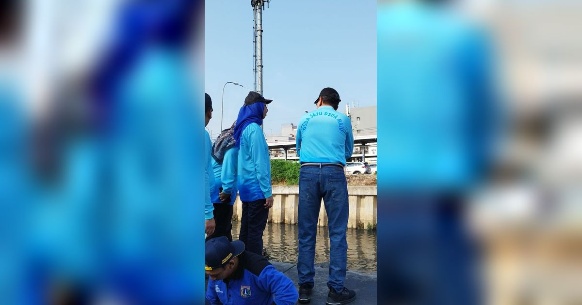 Kerja Bakti Cegah Banjir Jakarta