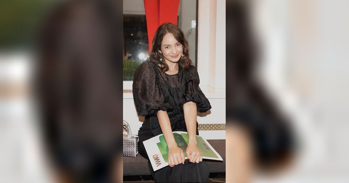 Enzy Storia Lulus Wisuda, Kebingungan Rektor Bikin Seisi Gedung Tertawa: `Ini Artis Apa ya?`