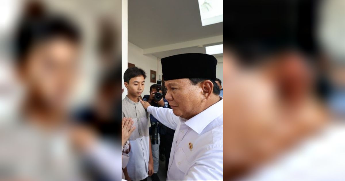 VIDEO: Prabowo Peluk & Cium Anak Korban Super Tucano AU Jatuh, Diangkat Jadi Anak Asuh