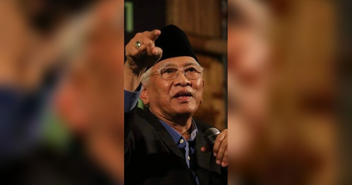 Gus Mus Sindir Politik Dinasti Lewat Puisi: Ada Keripik Rasa Keju dan Ikan, Ada Republik Rasa Kerajaan