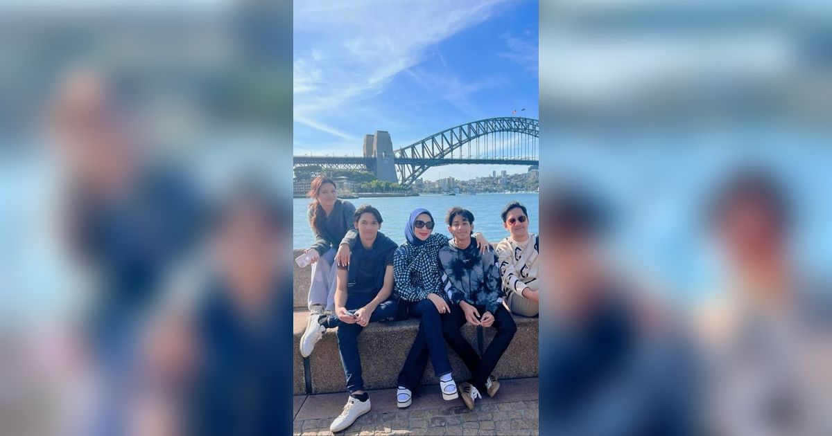 7 Potret Liburan Andre Taulany ke Australia, Ketampanan Kenzy & Dio Bikin Salfok