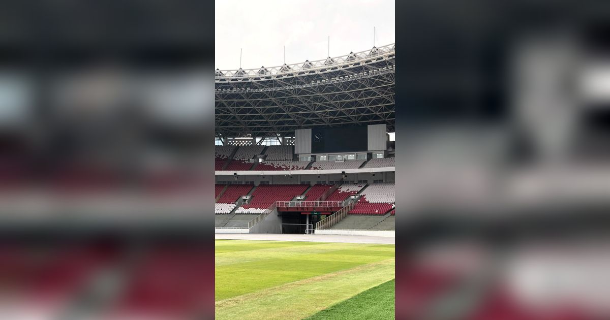 Jelang Konser Coldplay, Stadion Utama GBK Copot 17 Baris Bangku