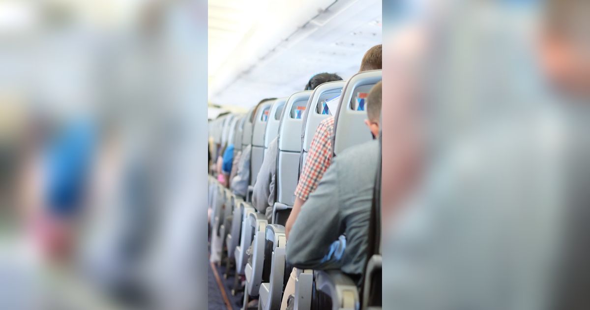 Viral Kursi `Gaib` Pesawat, Penumpag Dapat Seat Nomor 37 tapi Kapasitasnya Cuma Sampai 34