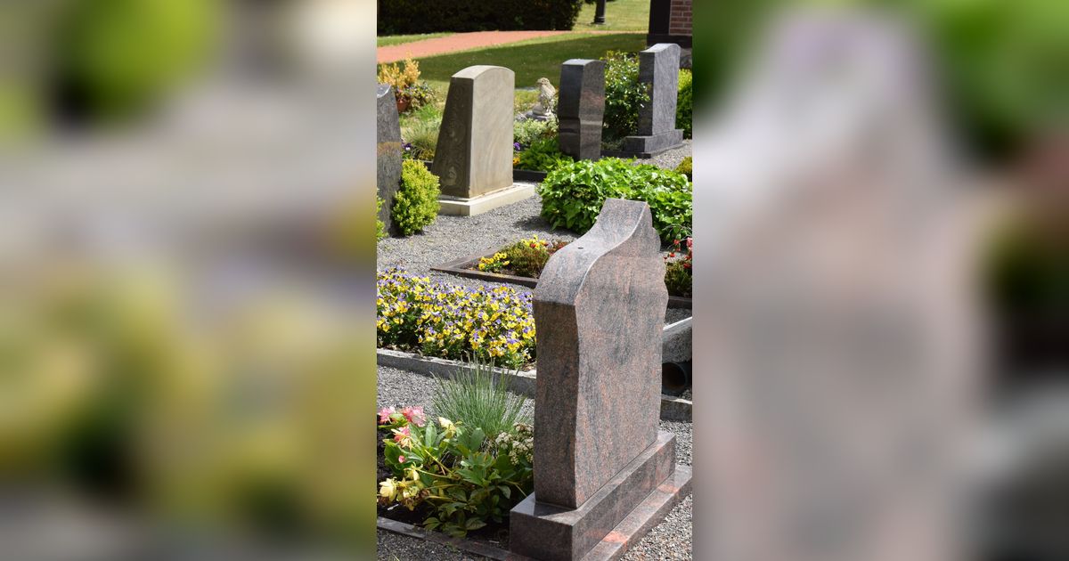 Dulu Nyeker ke Sekolah hingga Hobi Belajar dan Tidur di Kuburan Cina, Siapa Sangka Kini Jadi Cawapres