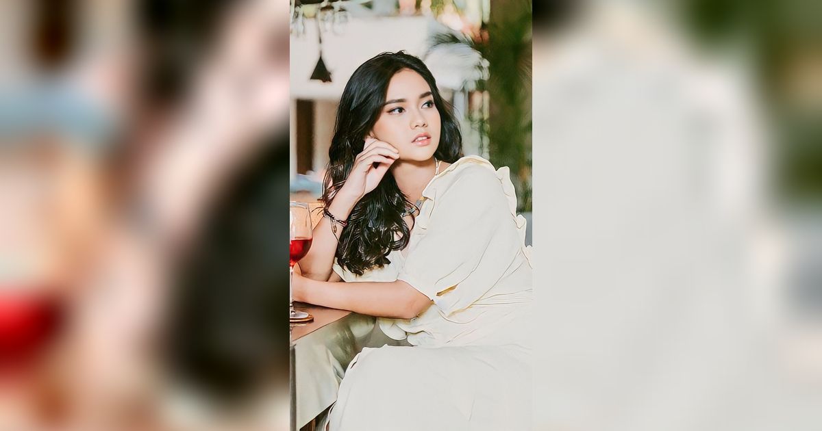 Jarang Tersorot 8 Potret Putri Shahnaz Haque dan Gilang Ramadhan Pilih jadi Dokter