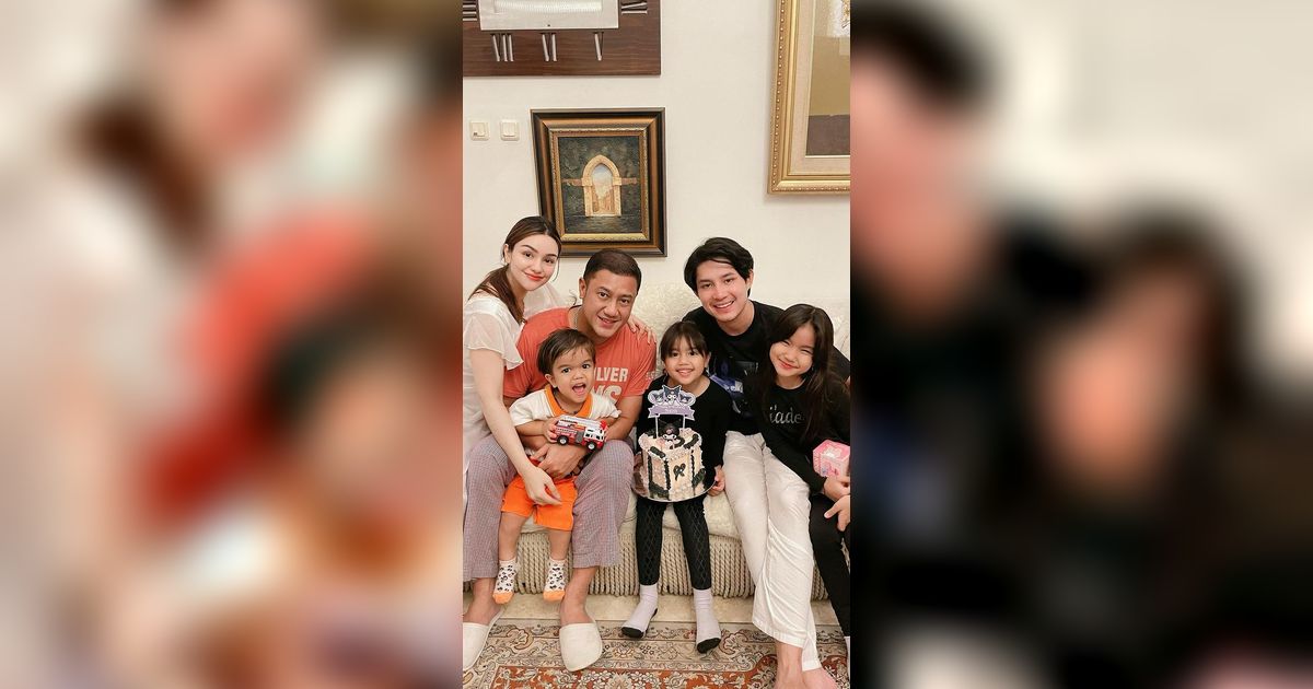 10 Momen Teuku Rassya Bersama Tiga Adik Sambungnya, Sweet Banget Ikut Rayakan Ultah