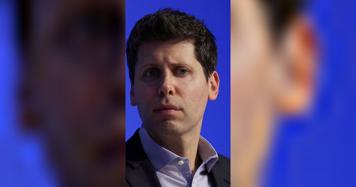 Microsoft Rekrut Eks Bos OpenAI Sam Altman