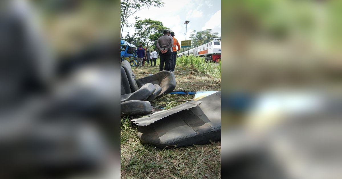 Buntut Kecelakaan KA Probowangi Vs Minibus, KAI Tingkatkan Keselamatan di Perlintasan Sebidang