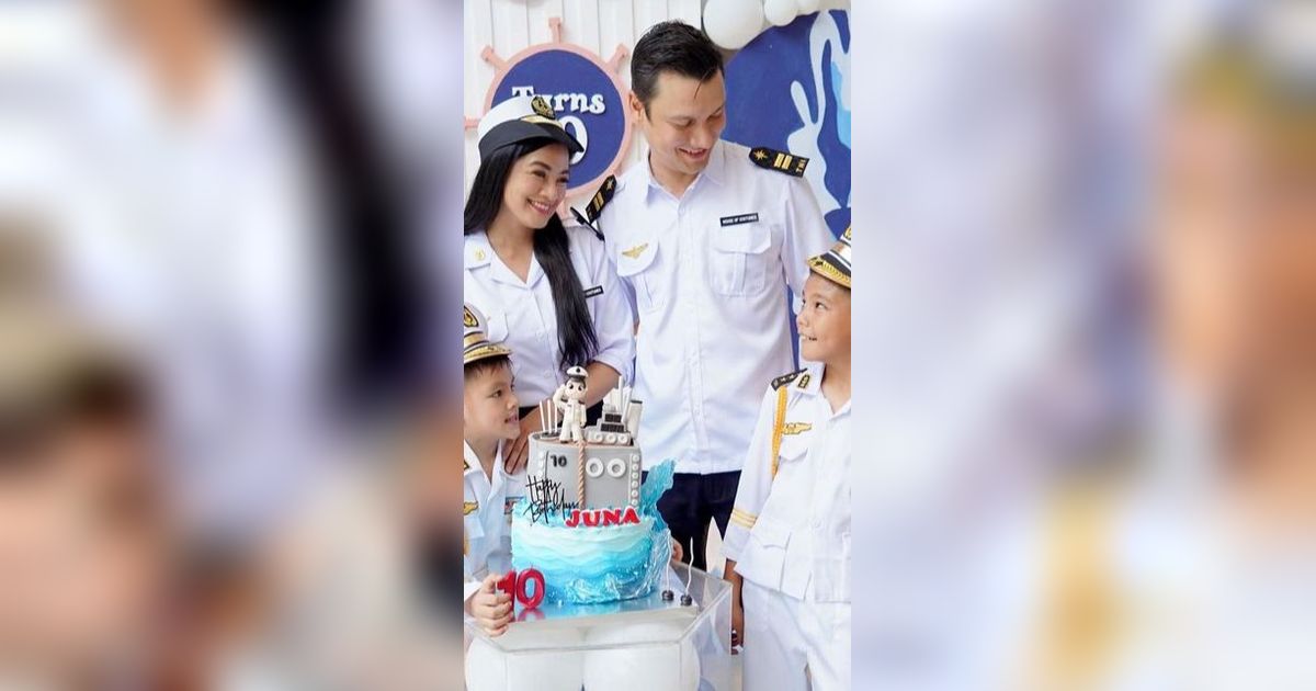 Potret Ultah ke-10 Arjuna Putra Christian Sugiono Bertema Pelaut, Penampilan Cantik Titi Kamal Kenakan Seragam TNI AL Malah Bikin Salfok