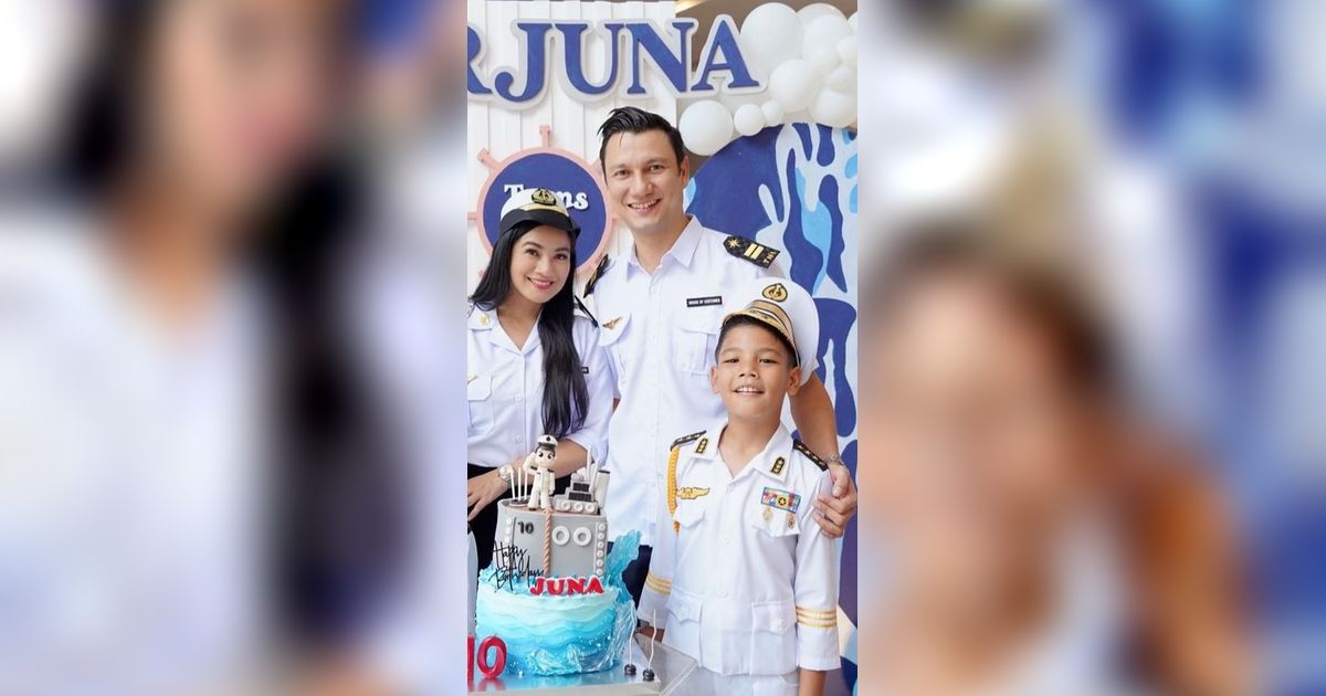 Pesta di Rumah Namun Meriah, 8 Foto Perayaan Ulang Tahun Arjuna Anak Titi Kamal dan Christian Sugiono