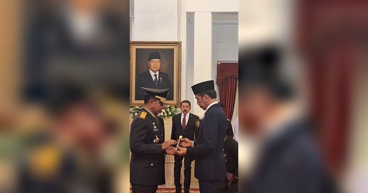 Dilantik Jokowi, Jenderal Agus Subiyanto Resmi Jadi Panglima TNI