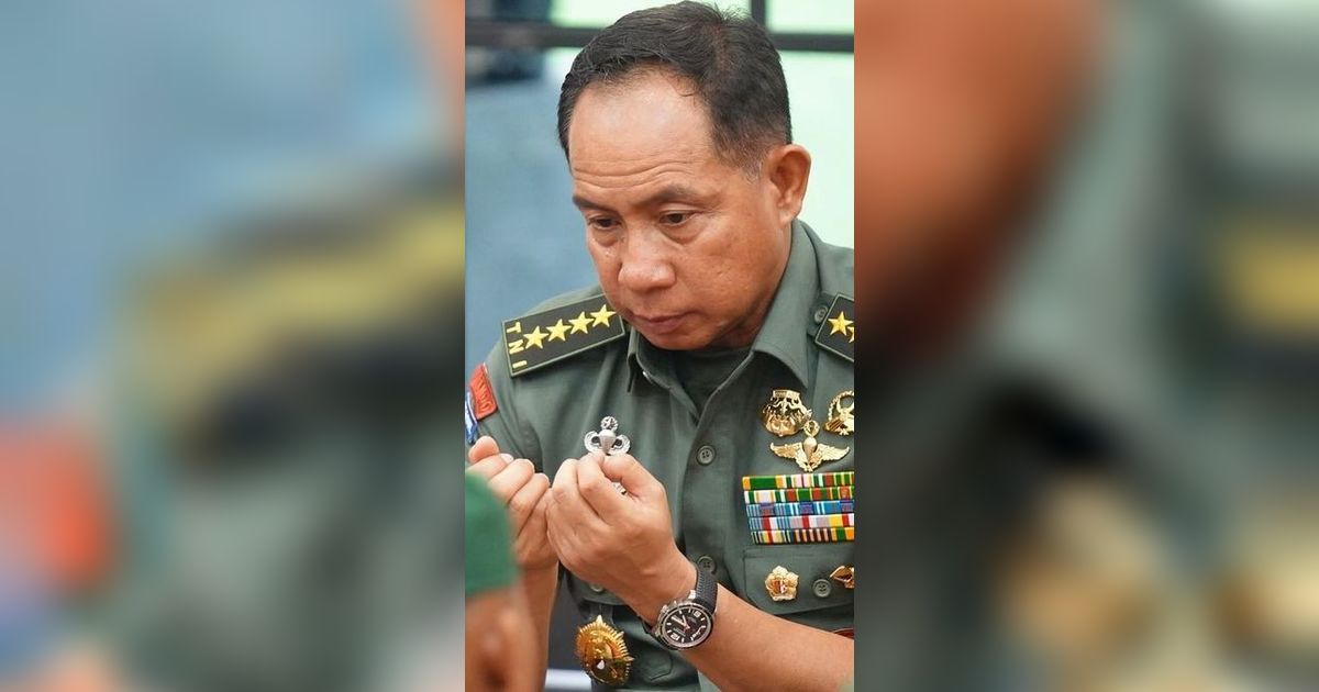 Potret Jenderal Agus Subiyanto Berdoa Khusyu saat Penerimaan Kunci Rumah Panglima 'Bismillah, Serah Terima Kunci Rumah Panglima TNI'