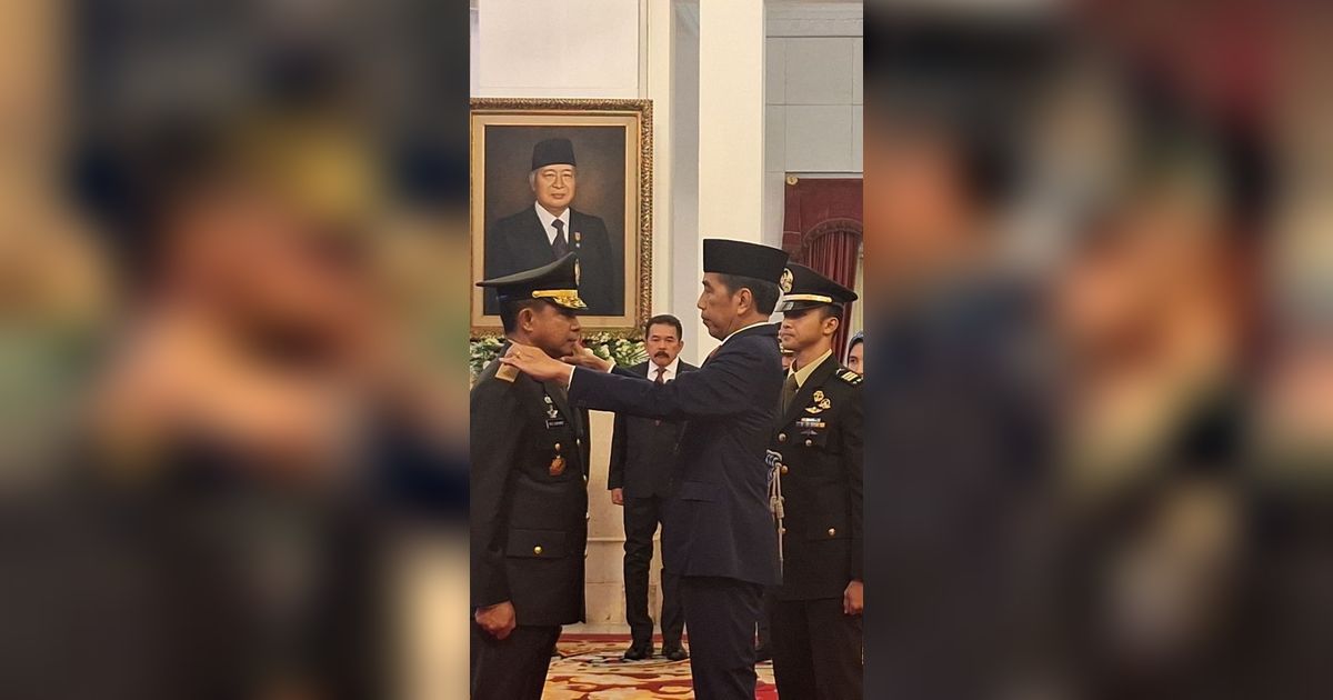 VIDEO: Mahfud & Prabowo Jadi Sorotan saat Momen Sakral Jokowi Lantik Panglima TNI Agus Subiyanto