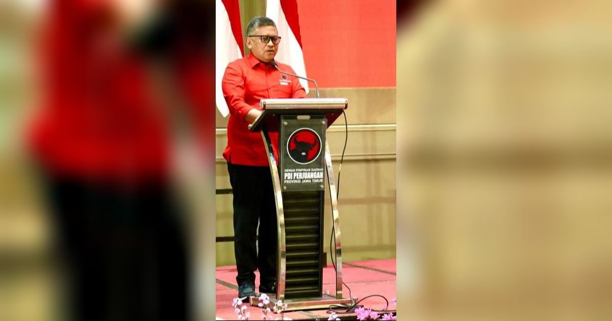 Ditanya Soal Status Jokowi di PDIP, Hasto Tidak Menjawab Tegas