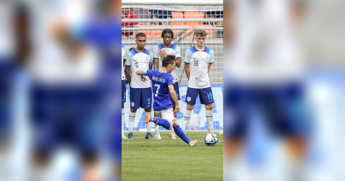 FOTO: Aksi Uzbekistan Tampil Menggebrak dan Sukses Singkirkan Inggris dari Piala Dunia U-17 2023 di Babak 16 Besar