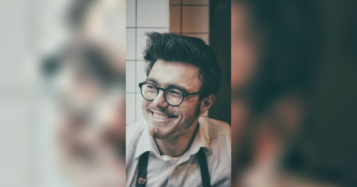 Pria Sangat Sulit Ekspresikan Perasaan, Ternyata Ini Sebabnya