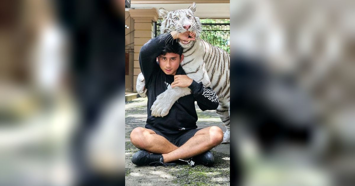 9 Potret Seleb Punya Kebun Binatang Dirumahnya, Ada yang Pernah Digigit sampai Jarinya Gosong