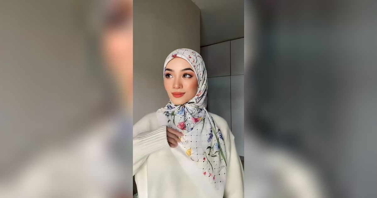 Antimainstream, Styling Hjab Segi Empat Pakai Karet Jepang