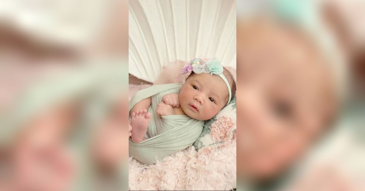 7 Potret Hasil Newborn Photoshoot Baby Azura, Sudah Siap Jadi Influencer Seperti Atta Halilintar