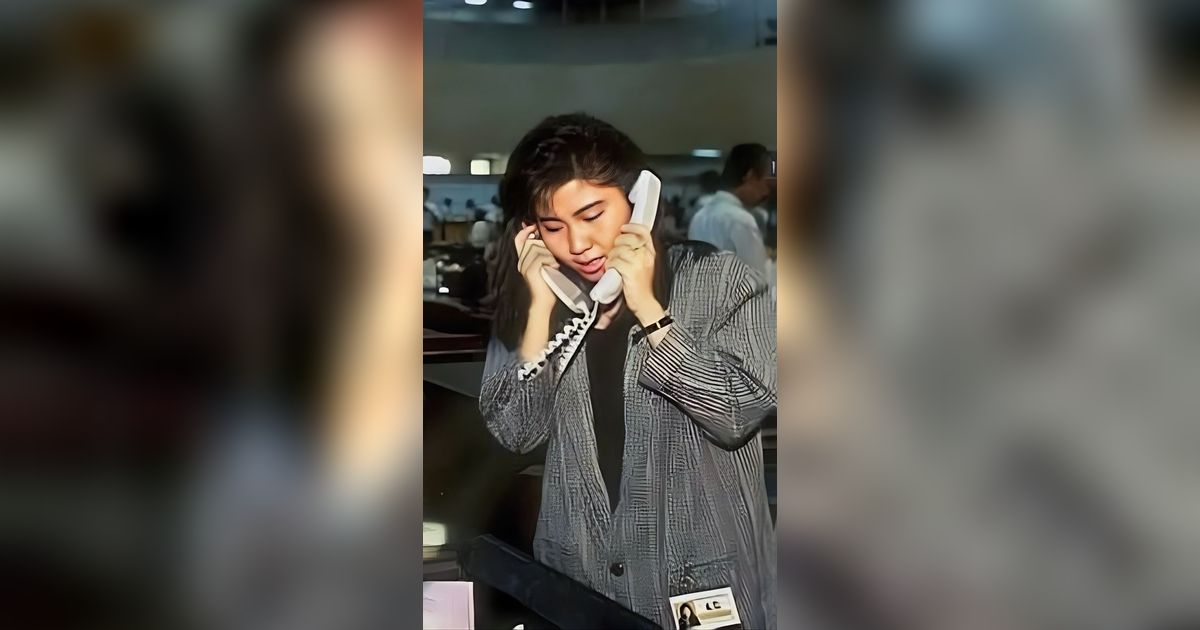 Teknologi Belum Secanggih Sekarang, Pegawai Tahun 1990 Ini sampai Harus Angkat 2 Telepon dan Pakai Teropong di Kantor