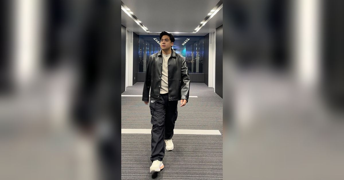 Mengintip Kacamata Canggih Jerome Polin, Bisa Merekam hingga Angkat Telepon