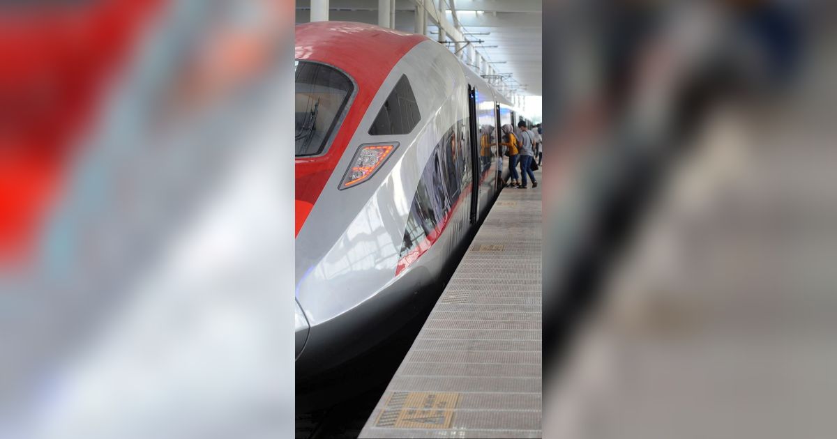 Hore! Promo Tiket Kereta Cepat Whoosh Diperpanjang hingga Libur Natal 2023
