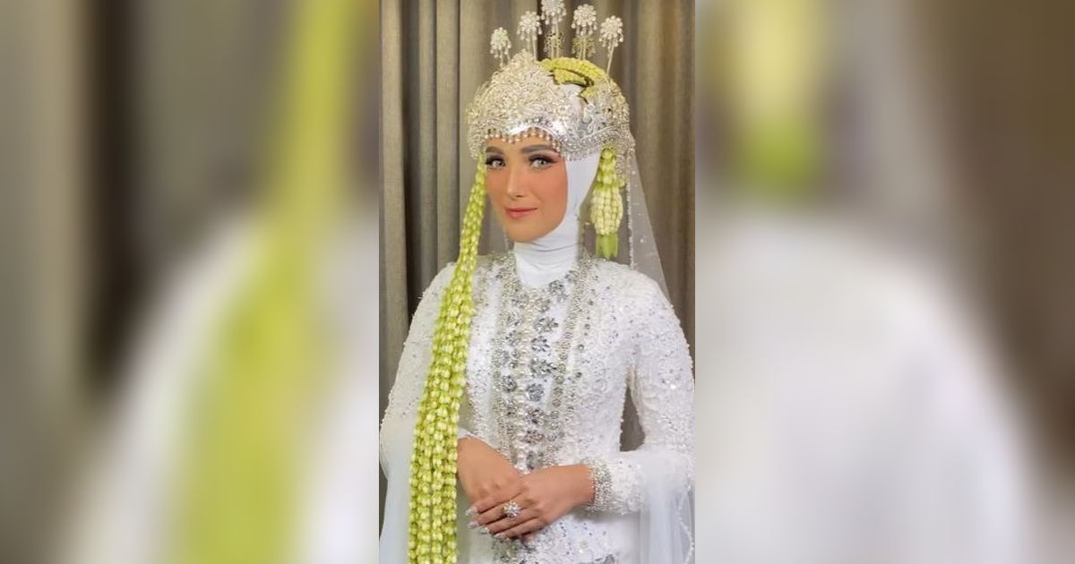 Kenal 4 Bulan Lalu Menikah, Ini Potret Detail Pernikahan Nadya Mustika Rahayu dan Iqbal Rosadi