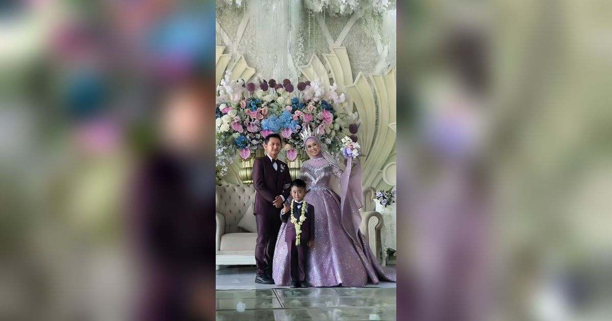 Kelewat Mewah, Khitanan Bocah di Garut Ini bak Resepsi Pernikahan, Orangtua Pakai Baju Pengantin