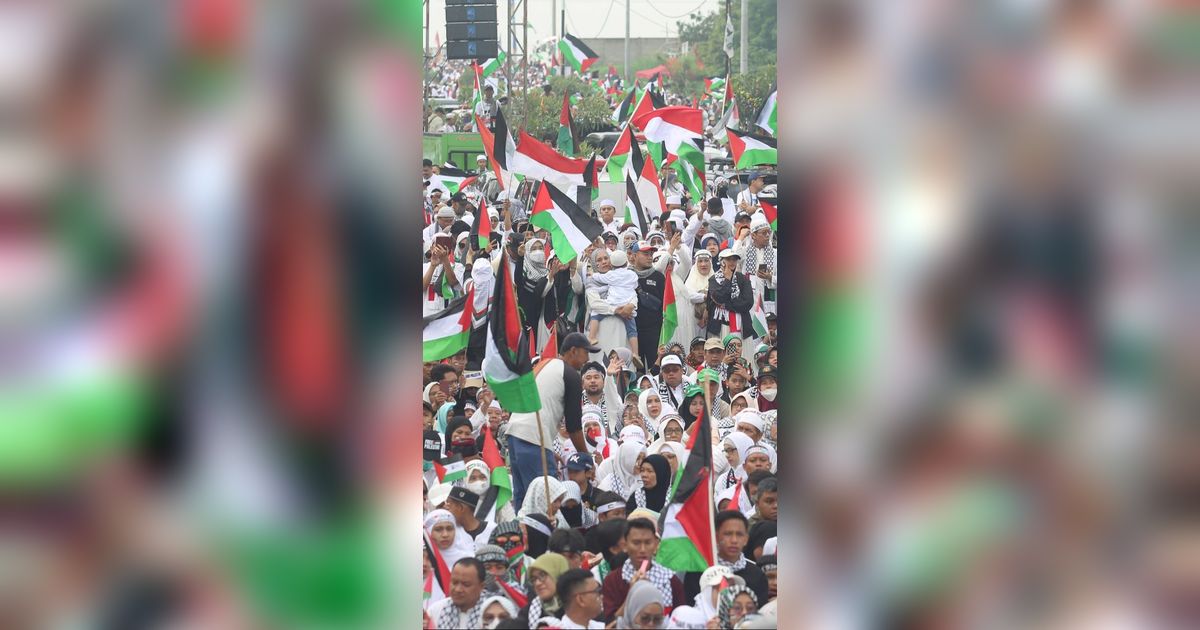 FOTO: Penampakan Ribuan Warga Tumpah Ruah di GDC Depok Gelar Aksi Bela Palestina