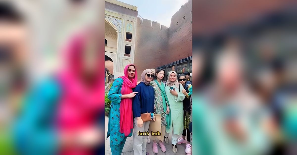 Viral Momen Lucu WNI Liburan ke Pakistan Malah Jadi Tontonan Warga, Rebutan Diajak Foto bak Artis