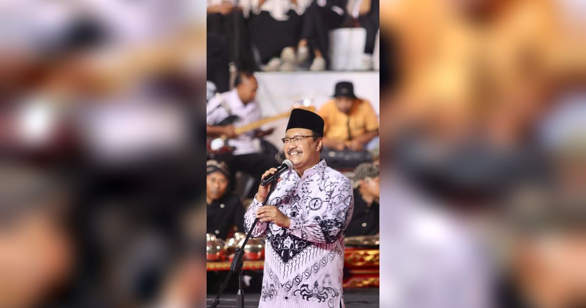Pagelaran Wayang Warnai Meriahnya Gebyar Malam Puncak Hari Guru Nasional Kota Pasuruan