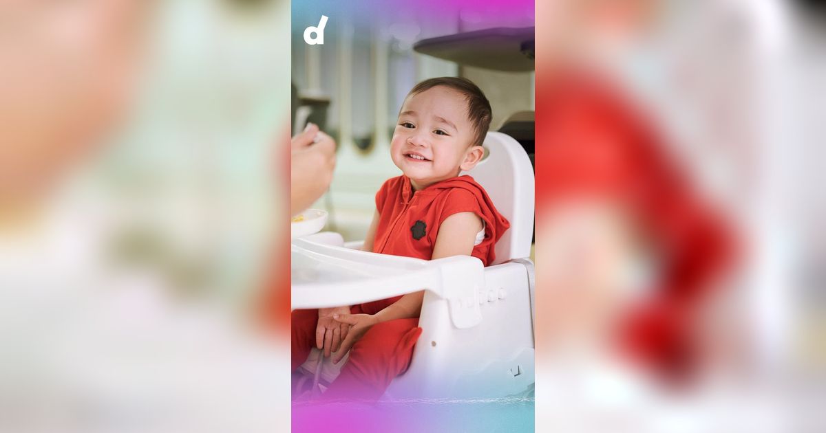 Kumpulan Polah Cerdas Cipung Sampai Fans Kasih Julukan Baru `Bayi Jenius`