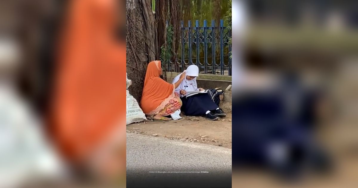 Aksi Anak SMP Bantu Ibunya Cari Rongsokan Usai Pulang Sekolah Ini Viral, Bikin Salut