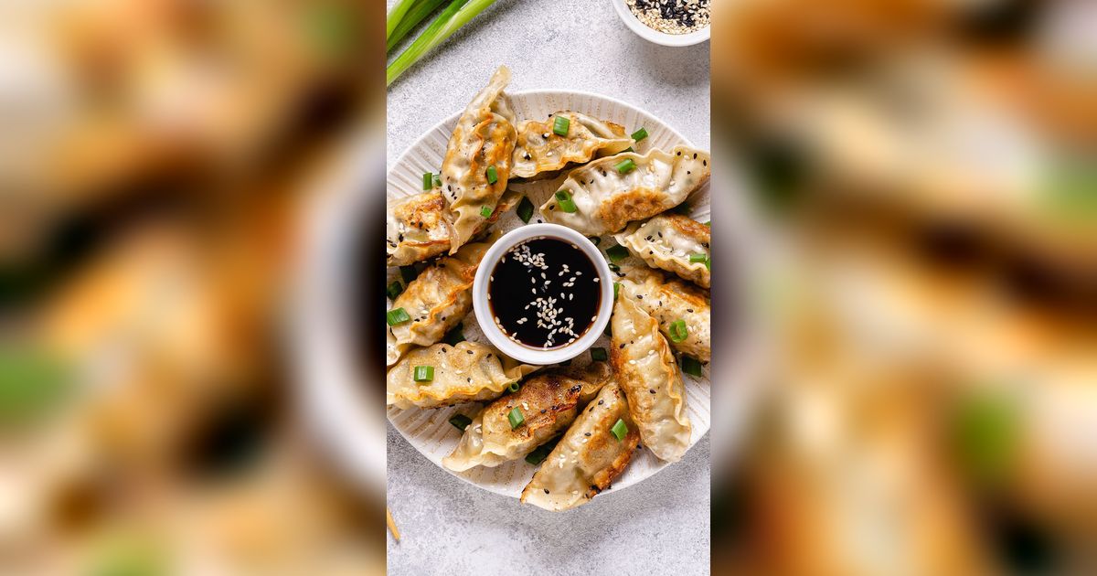 Resep Mudah Gyoza Ayam Sayur, Lumer di Mulut