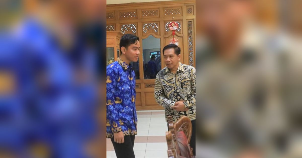 Menengok Aktivitas Cawapres Gibran di Hari Kedua Kampanye, Masih Ngantor Hadiri Upacara Hari Korpri