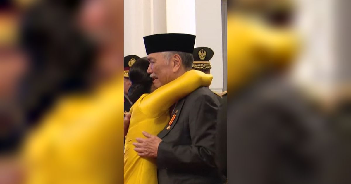 Saksikan Menantu Dilantik Jadi Kasad, Luhut Menangis saat Peluk Jenderal Maruli