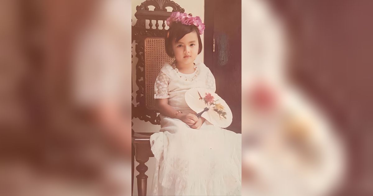 Anak Ini Sukses Jadi Penyanyi Tenar, Menikah dengan Keturunan Kraton Solo dan Kini Nyaleg, Ada yang Bisa Tebak?