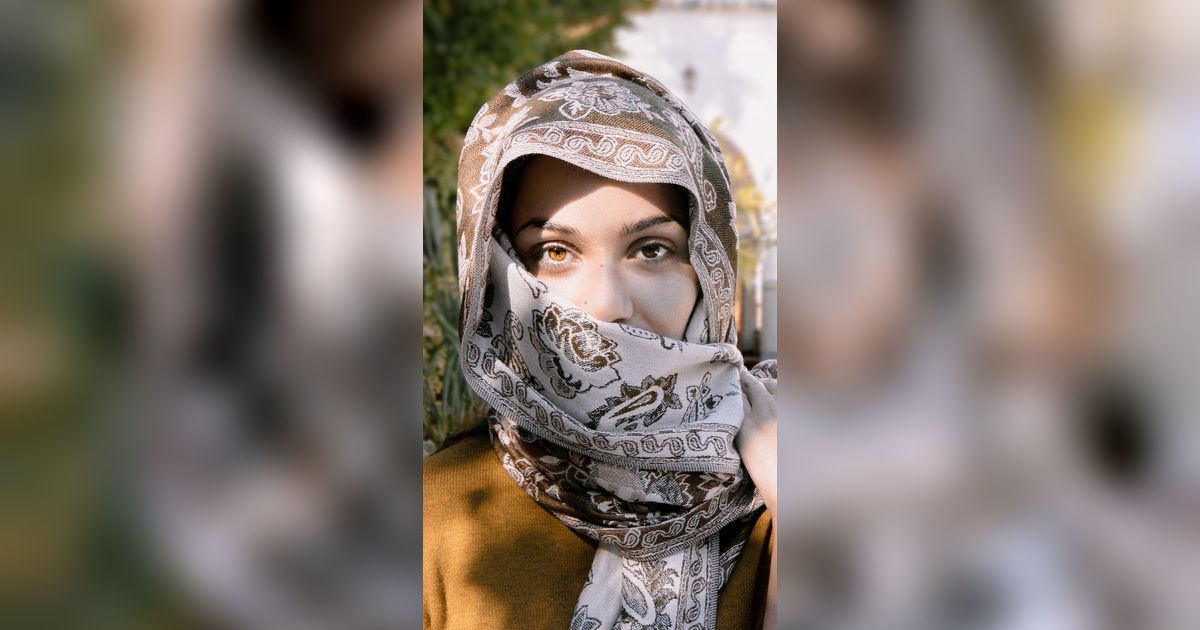 Tips Menyimpan Kerudung Agar Nggak Kusut dan Tetap Terjaga Keindahannya