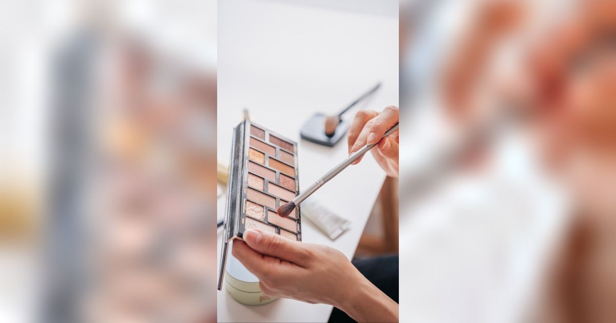 Heboh 2 Brand Makeup Lokal Like Postingan 'I Stand With Israel'