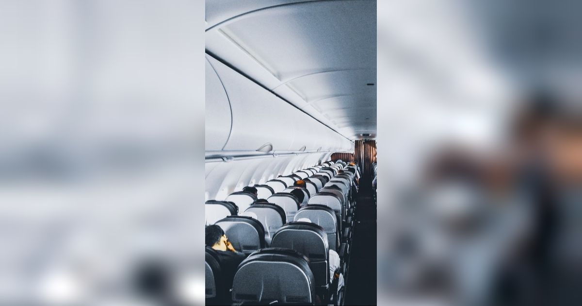 Penumpang Pesawat ini Kecele, Nomor Tempat Duduk Tertera di Tiket Tak Ditemukan dalam Kabin, 'Pesawatnya Kurang Panjang'