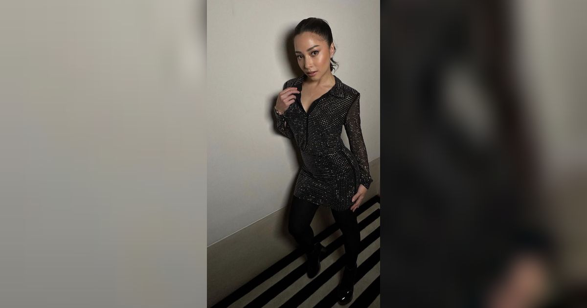 7 Potret Nikita Willy Unjukan Skill Pole Dance